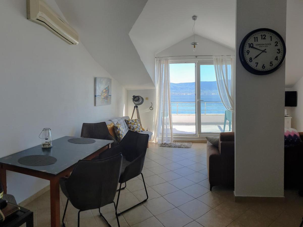 Apartment Kate Слатине Екстер'єр фото