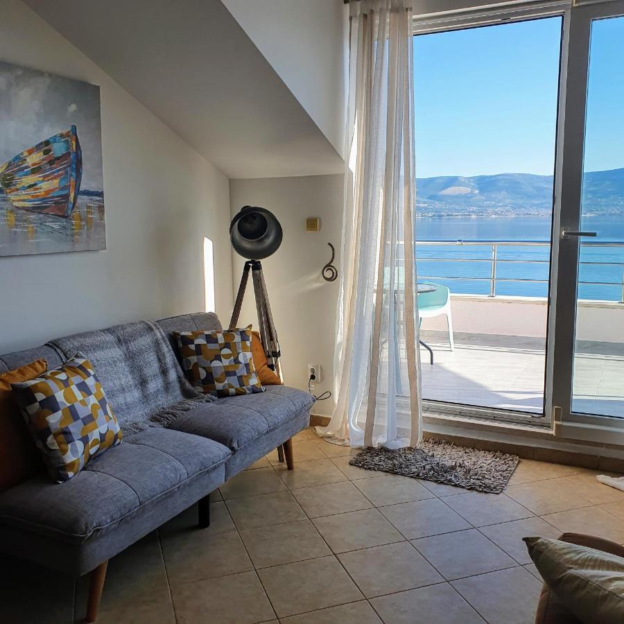 Apartment Kate Слатине Екстер'єр фото